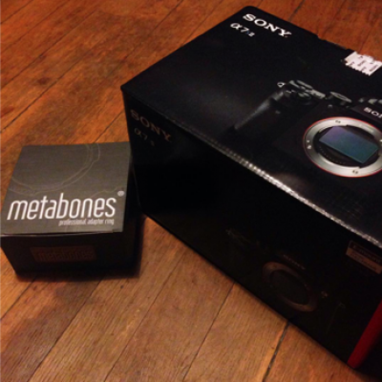 PROMO 2/3 Jours - Sony A7SII + 4 batt + 2x64Go + METABONE MK IV alpha 7s II - Photo 1 sur 1